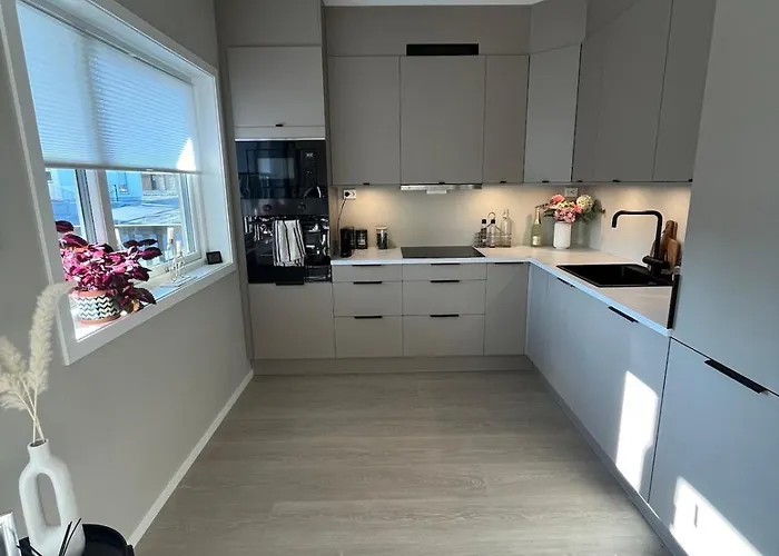 Apartment Welcome To A New At Tromoy! *